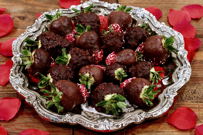 chile chocolate covered strawberries